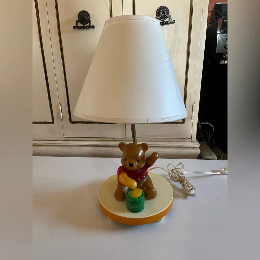 VTG ‘80’s Sears Disney Winnie The Pooh Nursery Lamp Nightlight with Hunny Pot